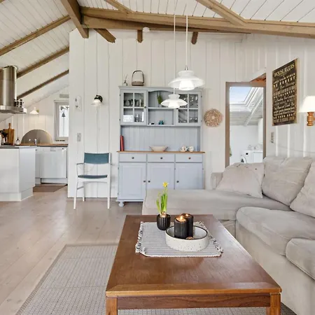 Bernadine - 400m From The Sea By Interhome Prázdninový dům *